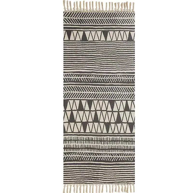 Handwoven Cotton Bohemian Rug with Tassels (1 Piece)