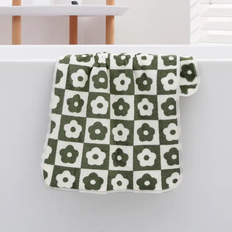 Blossom Pattern Hand Towel for Elegant Bathrooms