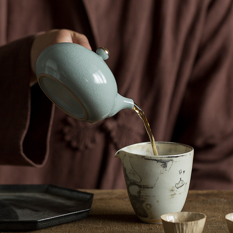 Ceramic Teapot with Ebony Handle for Japanese Tea Set